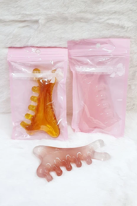 Peine masajeador Gua Sha de Zoe Bijouterie